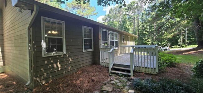 Building Photo - 132 Johnson Dr