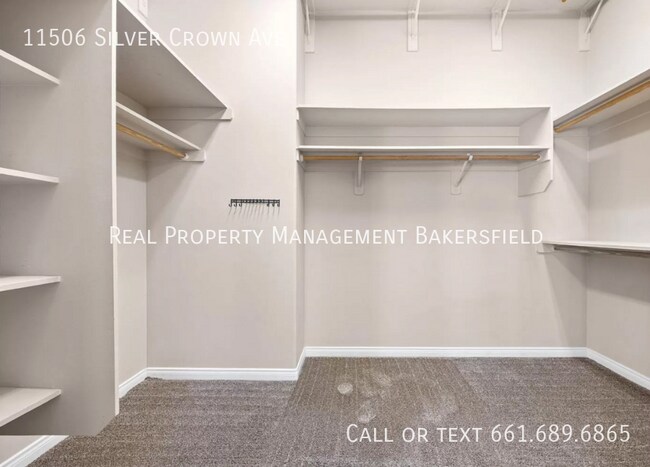 Building Photo - 11506 Silver Crown Ave