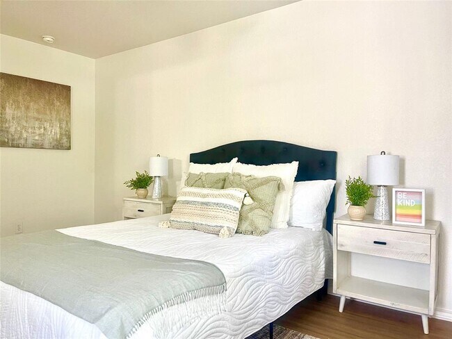 Building Photo - 600 Sheep Trail Dr