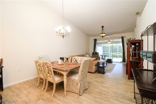 Building Photo - 6206 Mandalay Cir