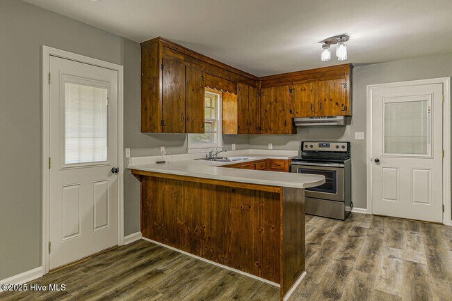 Building Photo - 507 Wilder Ave