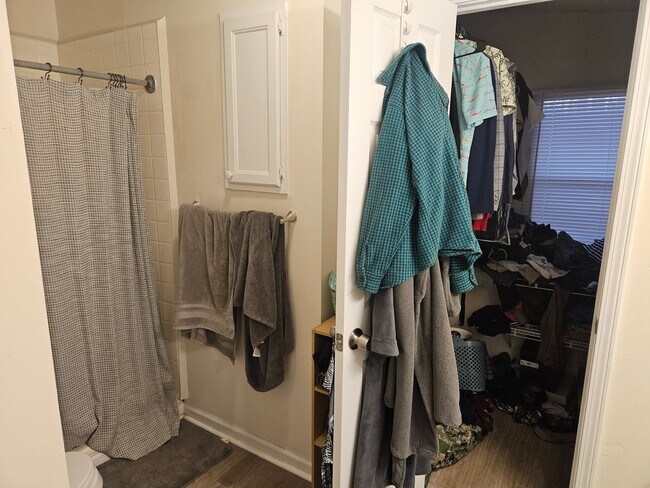 Building Photo - 3 Bedroom, 2 bath home located in Sneads Ferry