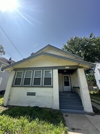 Building Photo - 2108 Oxford St