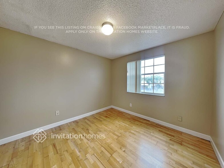 Building Photo - 11357 SW 161st Pl