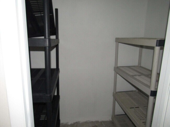 Building Photo - 2302 Sunrise Blvd