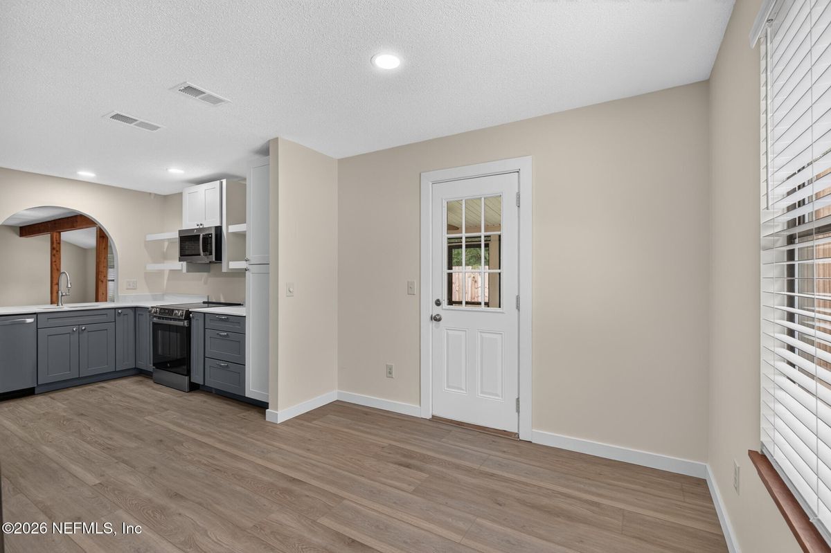 Building Photo - 4063 Julington Creek Rd
