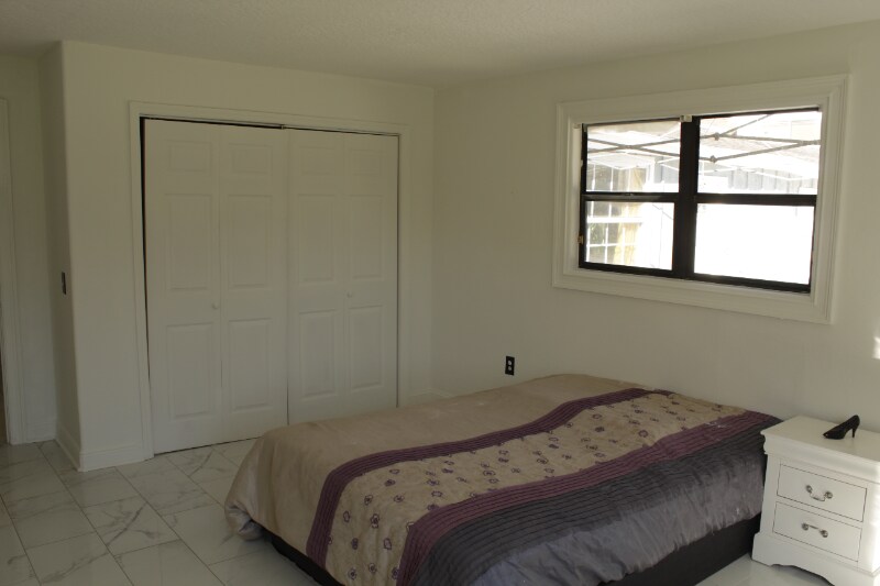 Building Photo - 24301 E Colonial Dr