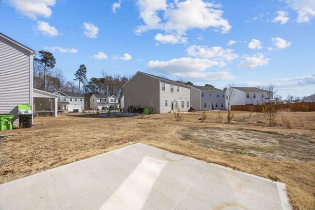 Building Photo - Small-Town Comfort Meets City Convenience | 2-Story Home for Rent | 4 Bedrooms, 2.5 Baths