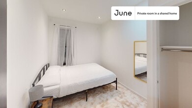 Building Photo - Room in Shared 6 bed/3 bath home in Upper West Side