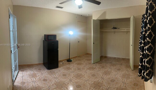 Building Photo - 26636 SW 126th Ave