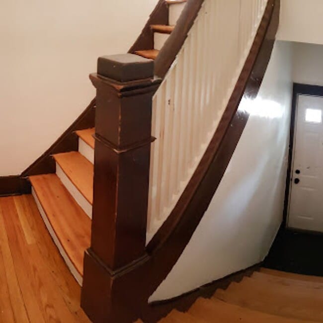 Building Photo - COMING SOON! Fully Renovated 3BR Multi-Level Home with New Appliances