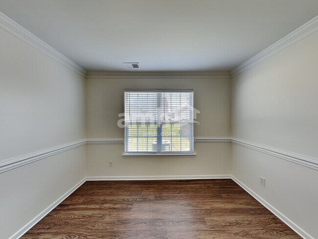 Building Photo - 11240 Anna Rose Rd