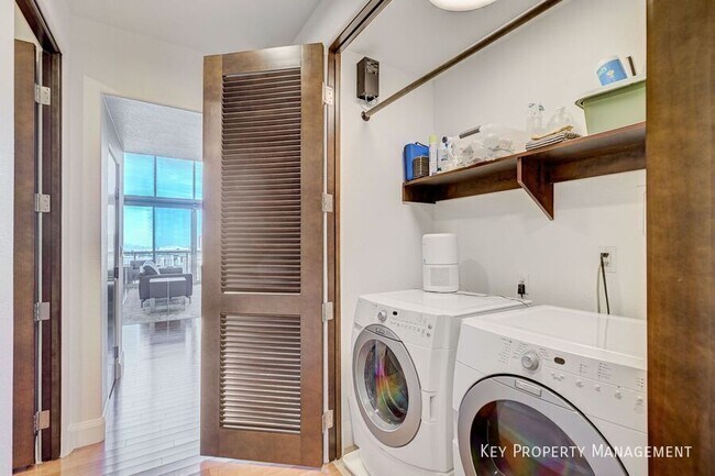 Building Photo - 11441 Allerton Park Dr