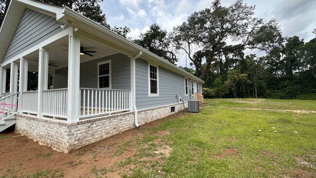 Building Photo - 142 Sass Dr
