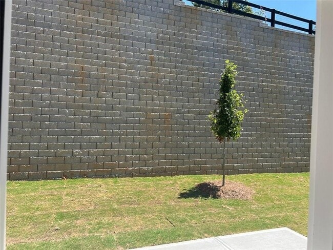 Building Photo - 127 Berry Dr