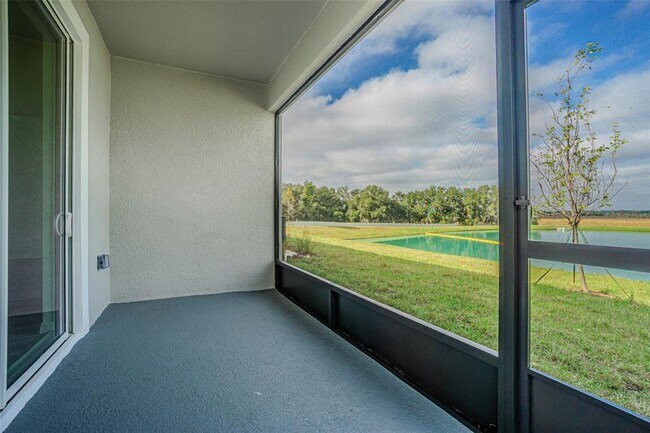 Building Photo - 31423 Paper Birch St