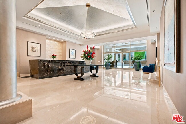 Building Photo - 10724 Wilshire Blvd