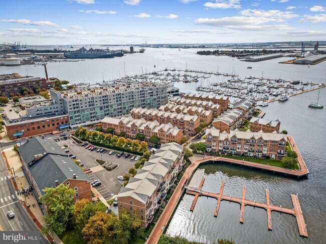 Building Photo - 2614 Lighthouse Ln