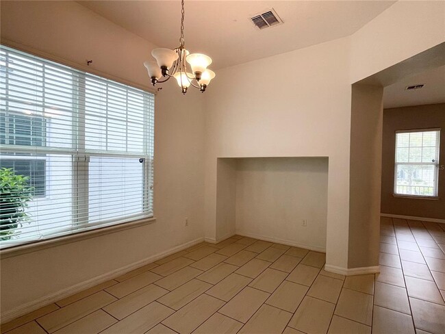 Building Photo - 15060 Willow Arbor Cir