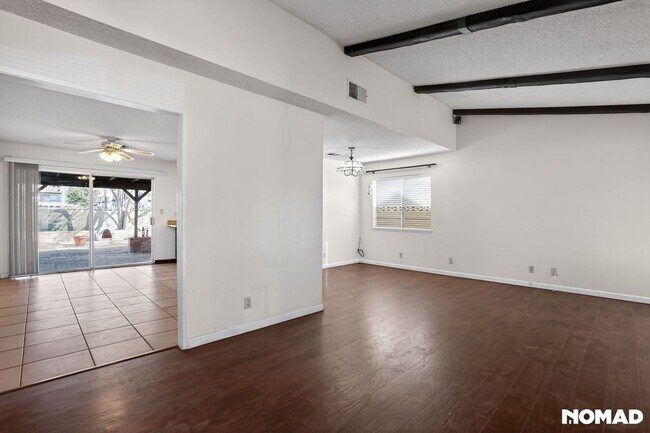 Building Photo - Charming 4BR House in Lancaster