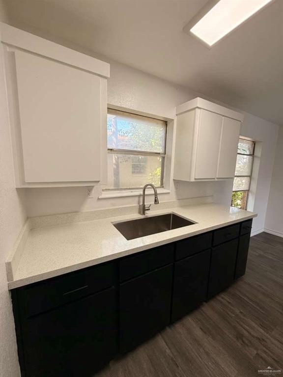 Building Photo - 12 West Dr