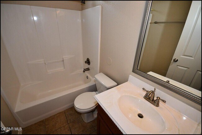 Building Photo - 5806 Redstone Mesa Ct