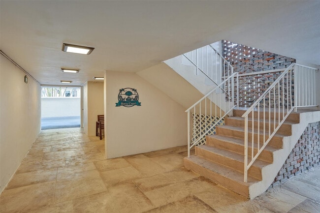 Building Photo - 2501 S Ocean Blvd