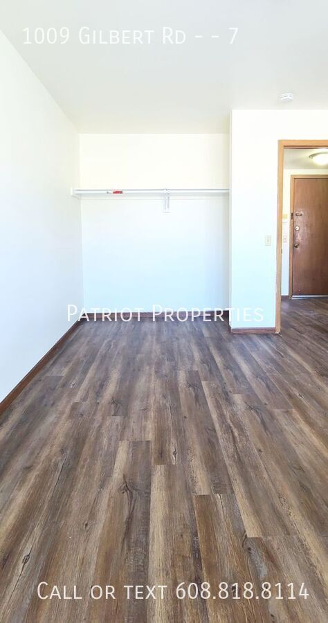 Building Photo - 1009 Gilbert Rd