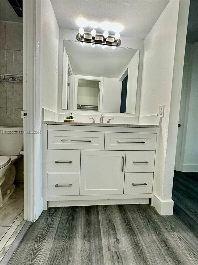 Building Photo - 8311 SW 142nd Ave