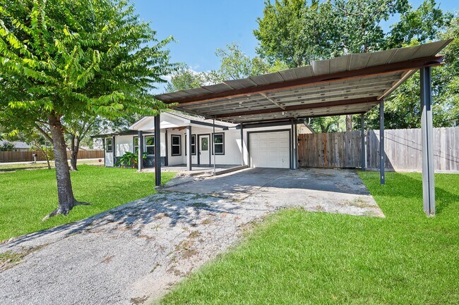 Building Photo - 2222 Peppermill Rd