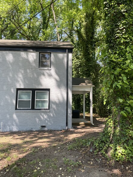 Building Photo - 207 Colleton Rd