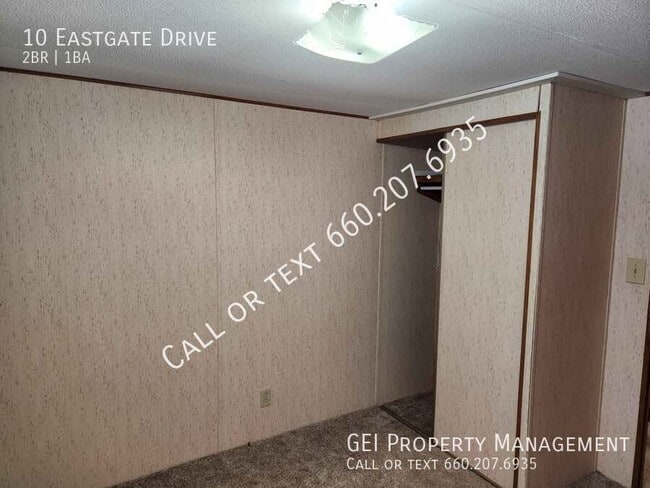 Building Photo - 10 Eastgate Dr