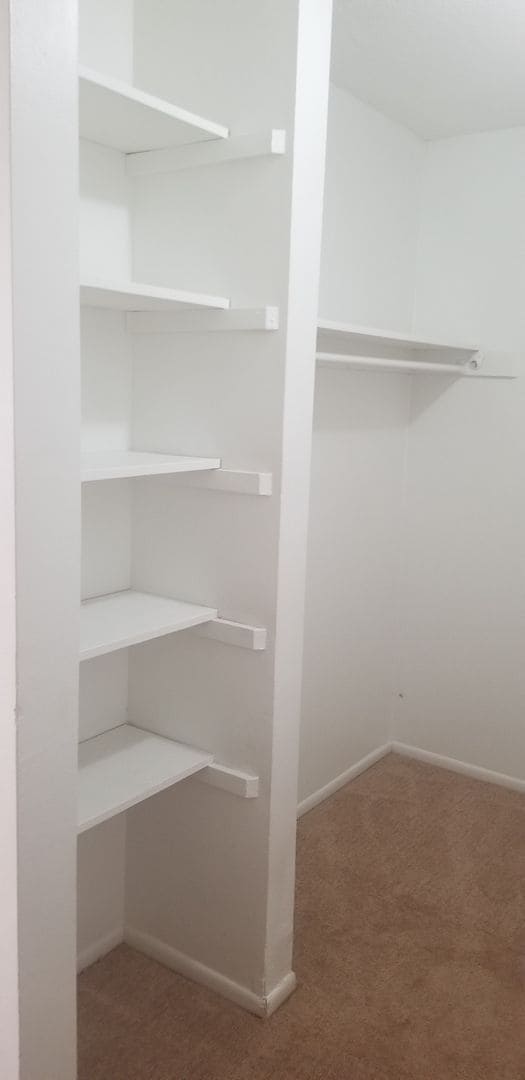 Building Photo - Grove Park One bedroom condo