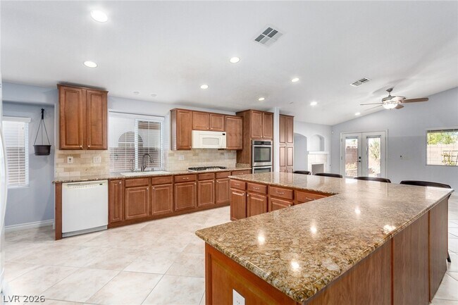 Building Photo - 3660 Toscanella Ave