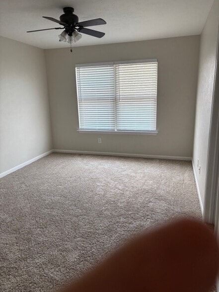 Master bedroom - 19110 Saddleville Mills Ln