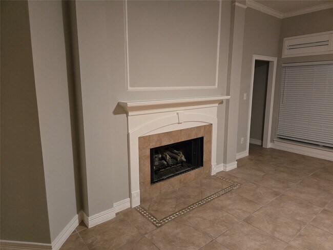 Building Photo - 3910 Champion Creek Ln