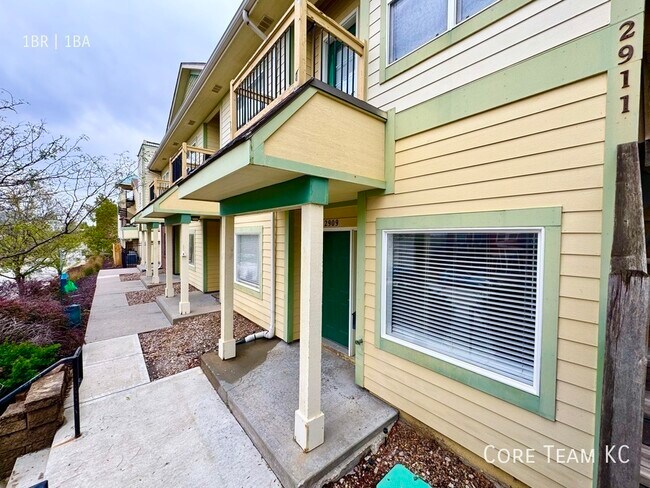 Building Photo - 2911 Cherry St