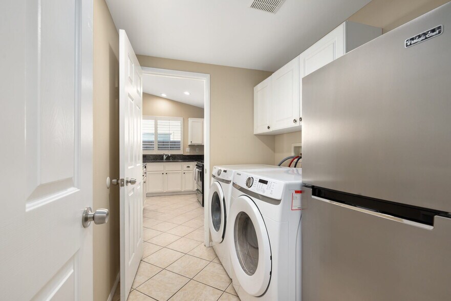 Building Photo - 79309 Paseo del Rey