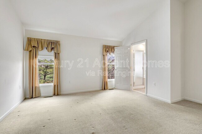 Building Photo - 21217 Millwood Square