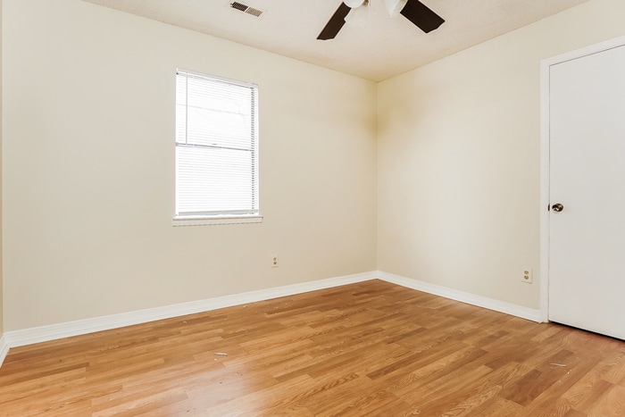 Building Photo - 732 Spring St