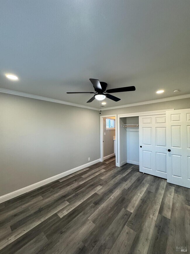 Building Photo - 124 Purdue Dr