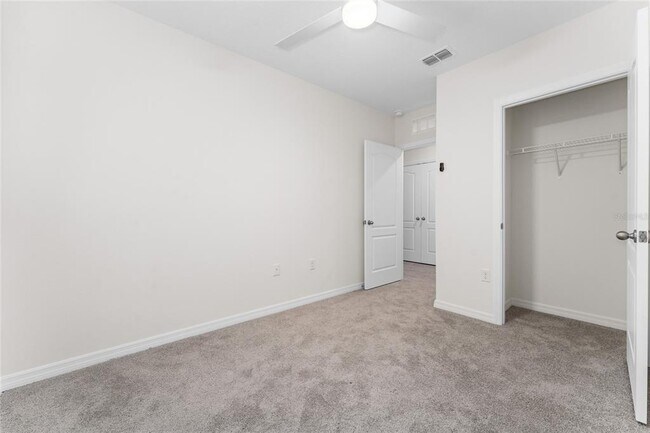 Building Photo - 1508 Lumber Ave