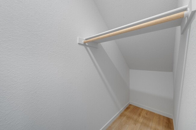 Building Photo - Never Lived In 4 Bedroom Home for Rent in Folsom Ranch!