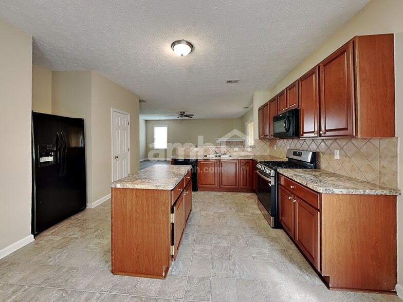 Building Photo - 7105 Flagstone Pl