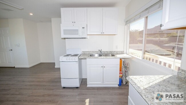 Building Photo - Newly remodeled ADU in a great neighborhood!