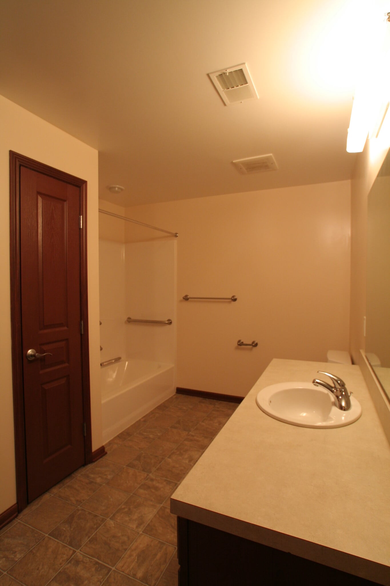 Building Photo - 306 Beeline Rd