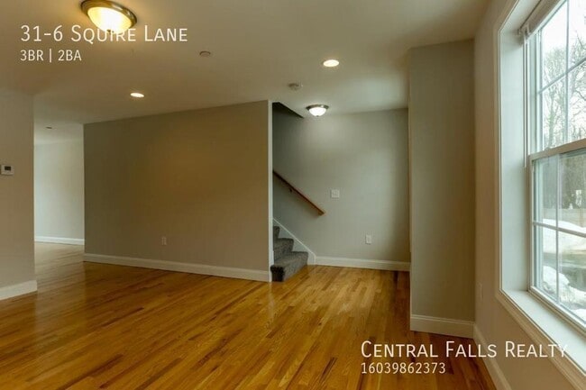 Building Photo - 31 Squire Ln