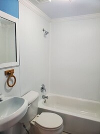 Building Photo - 109 Circle Dr