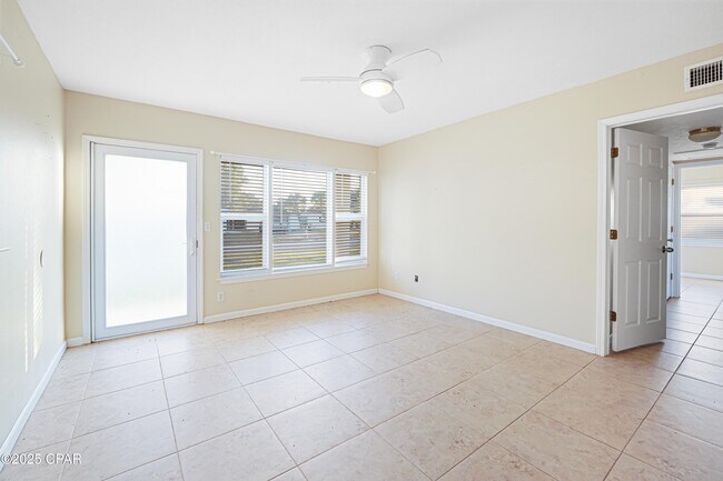 Building Photo - 1504 W 13th St