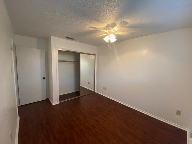 Second bedroom - 1809 West Spring Creek Parkway